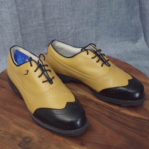 Lady Fairway Colonial Leather Gold/Black Saddle Golf Shoes Sz 8 (fits like 7.0) - Picture 1 of 11